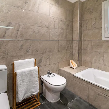 Andalusian Sun With Private Pool & Bbq - Eaw Homes Vila *