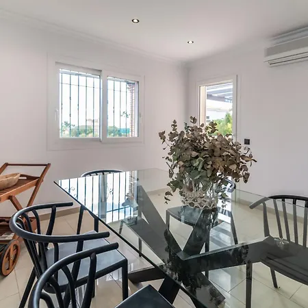 Vila Andalusian Sun With Private Pool & Bbq - Eaw Homes