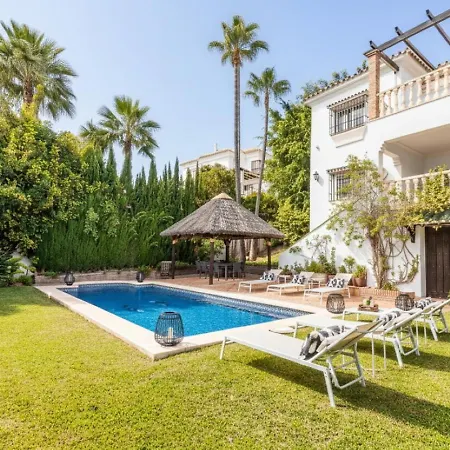 Vila Andalusian Sun With Private Pool & Bbq - Eaw Homes