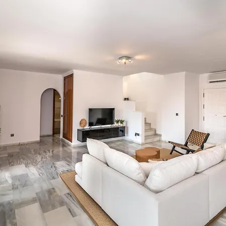 Vila Andalusian Sun With Private Pool & Bbq - Eaw Homes *