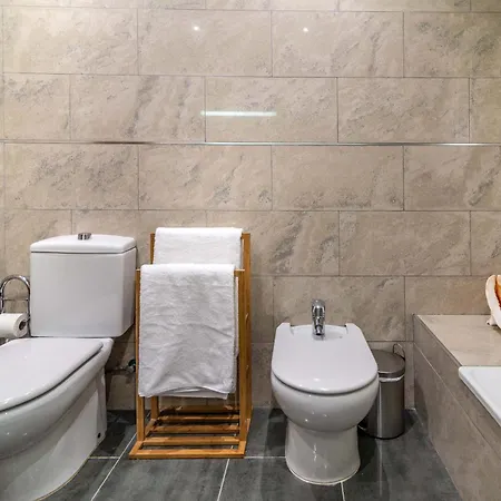 Vila Andalusian Sun With Private Pool & Bbq - Eaw Homes
