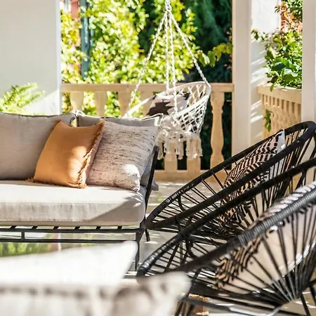 Andalusian Sun With Private Pool & Bbq - Eaw Homes Vila *