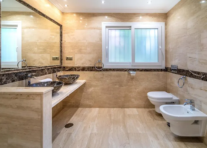 Villa Andalusian Sun Villa With Private Pool & Bbq - Eaw Homes Marbella