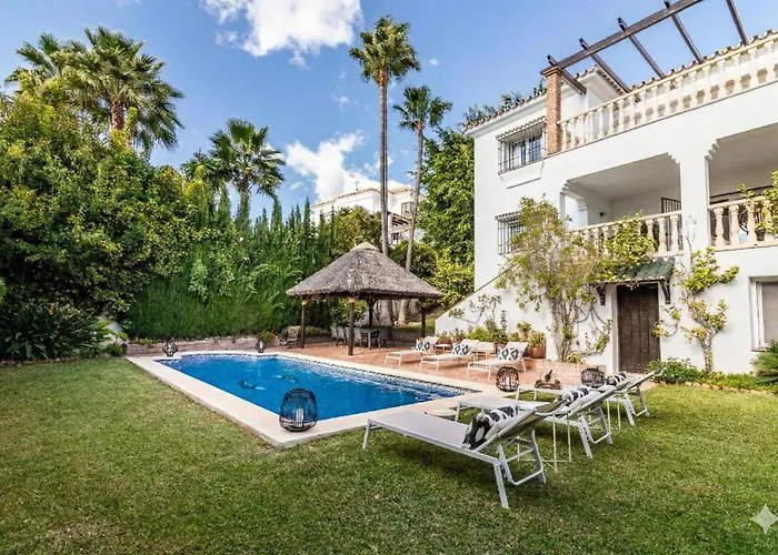 Andalusian Sun Villa With Private Pool & Bbq - Eaw Homes Villa
